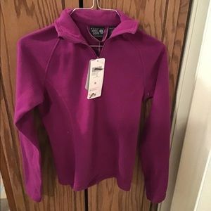 Purple mountain hard wear pullover